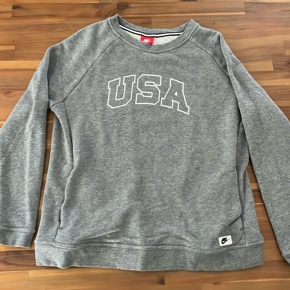 USA hockey sweatshirt